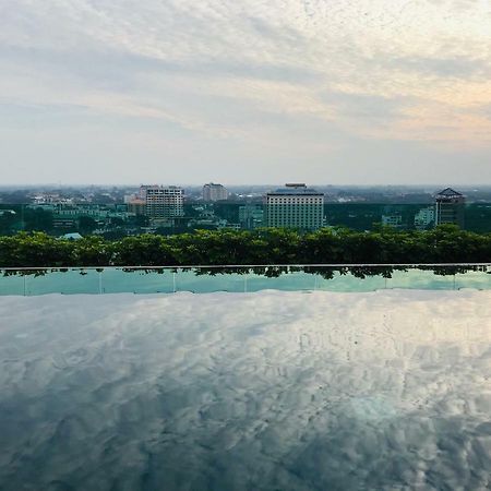 Astra Suites Central Chiang Mai Zewnętrze zdjęcie