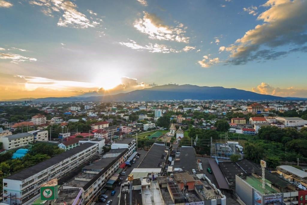 Astra Suites Central Chiang Mai Zewnętrze zdjęcie