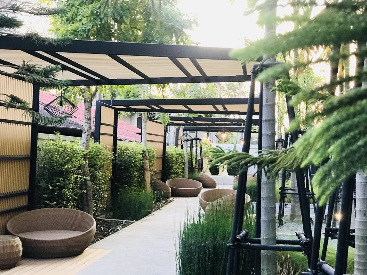 Astra Suites Central Chiang Mai Zewnętrze zdjęcie