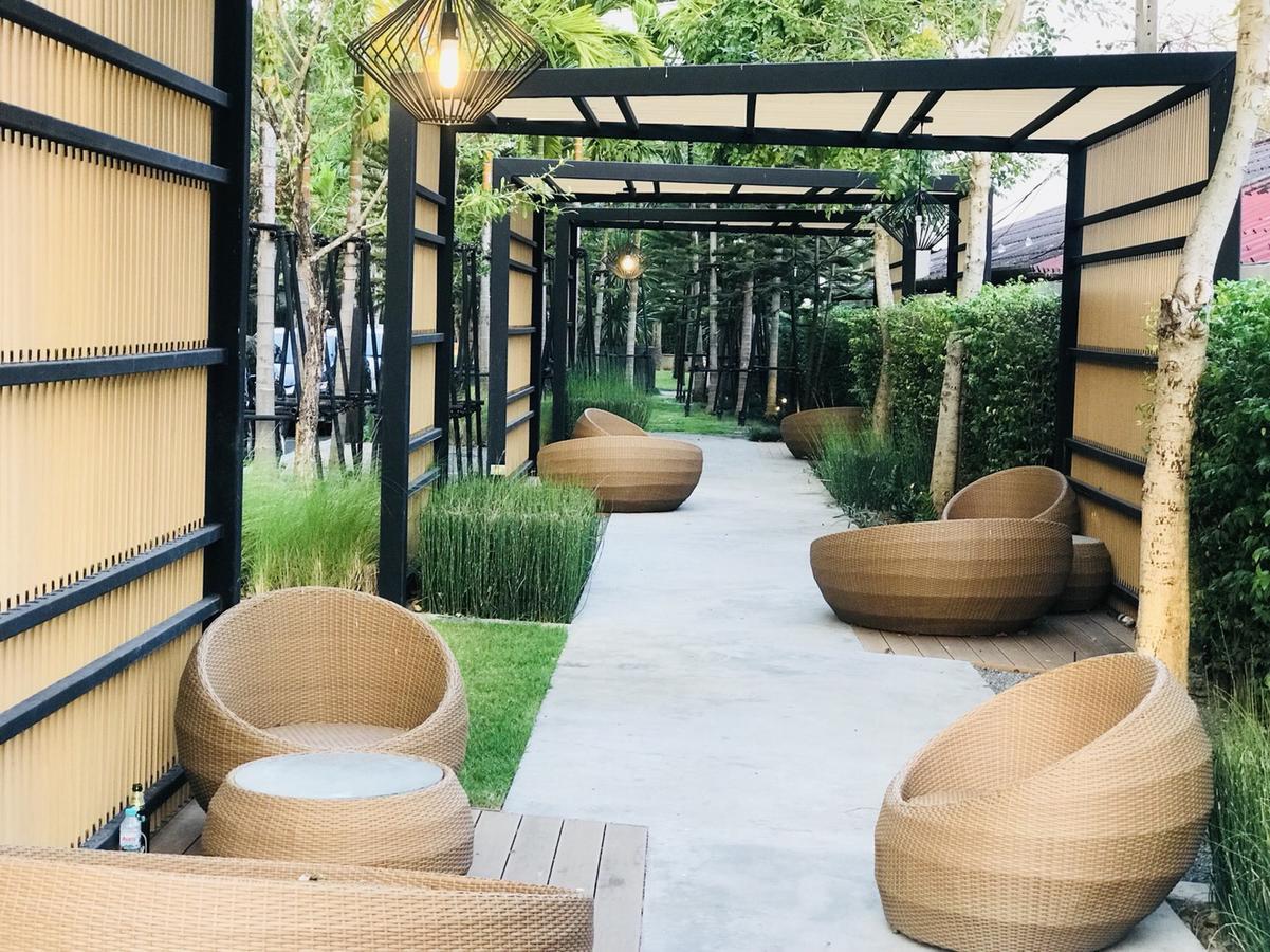Astra Suites Central Chiang Mai Zewnętrze zdjęcie