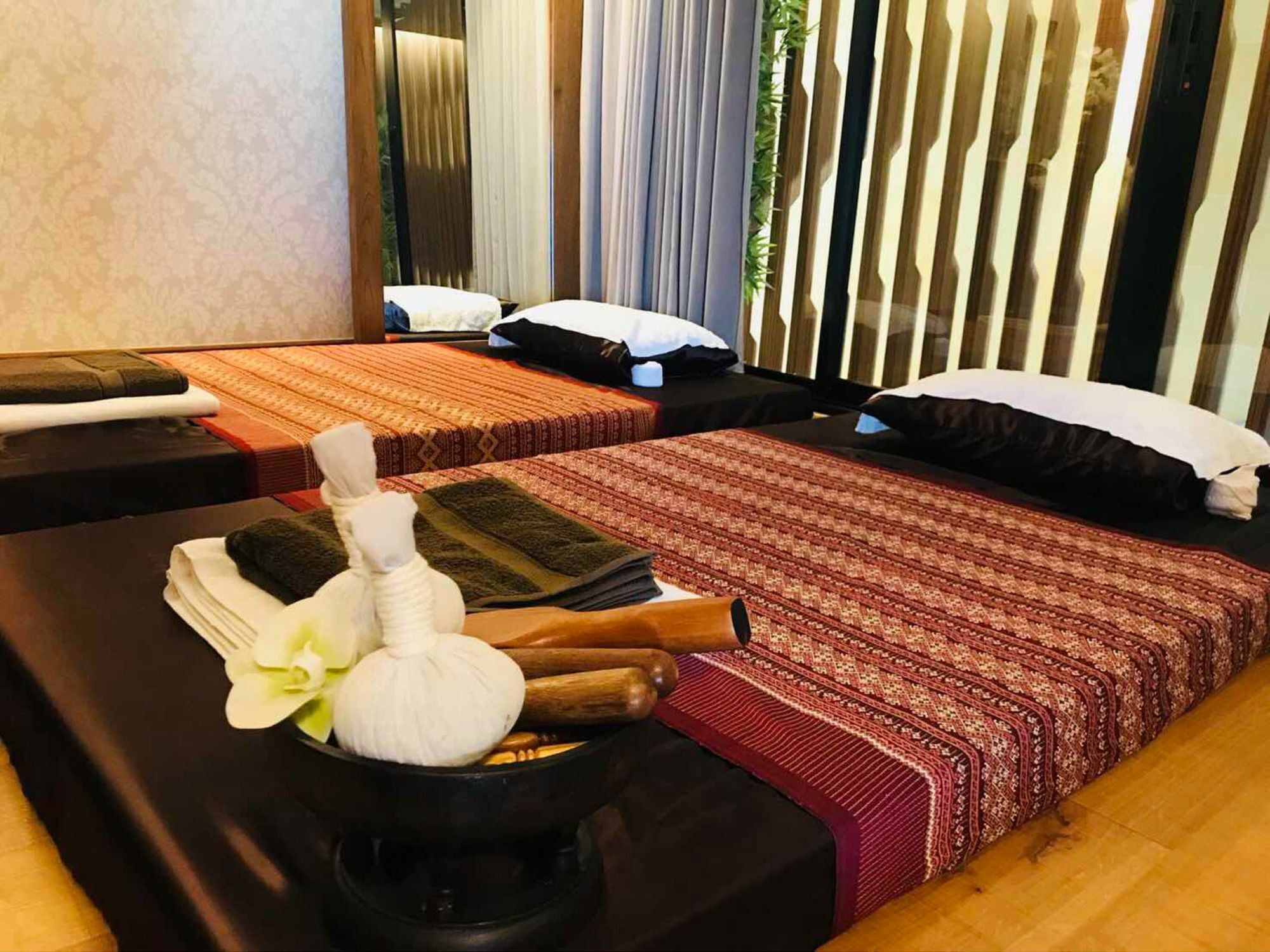 Astra Suites Central Chiang Mai Zewnętrze zdjęcie