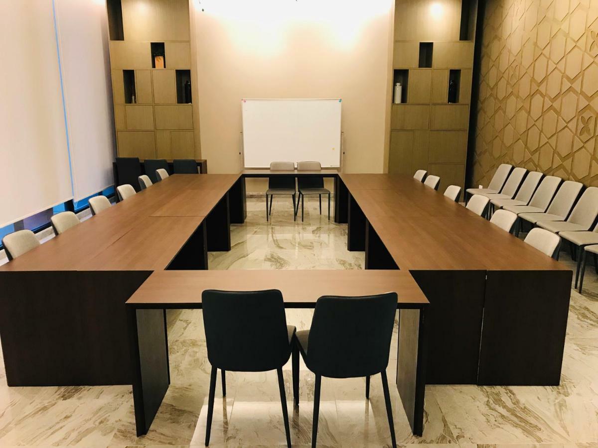 Astra Suites Central Chiang Mai Zewnętrze zdjęcie